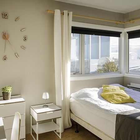 Akranes Hi Hostel - Staywest ภายนอก รูปภาพ